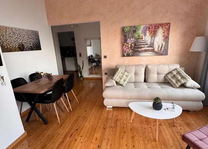 Apartament Anemos *